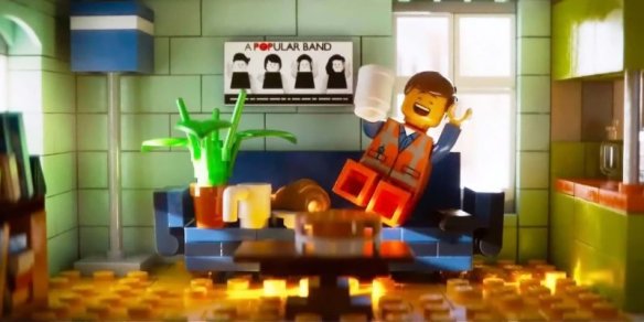 Emmet_at_home_2_LEGO_movie